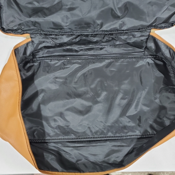 NWOT - Unisex Overnight/Weekender Bag - Picture 5 of 11